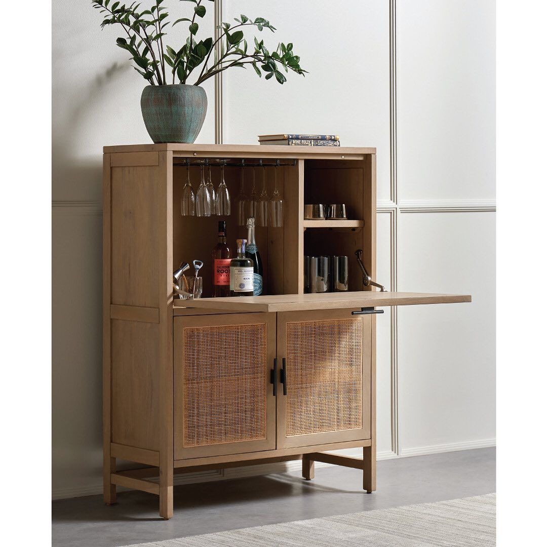Crockery Unit